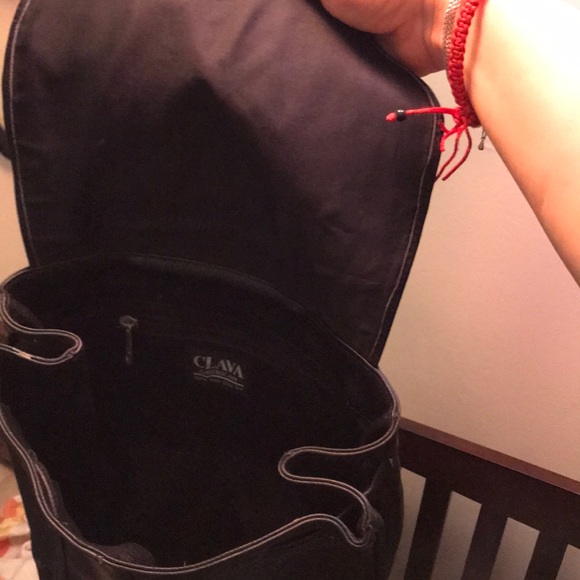 Leather black backpack - Picture 4 of 4